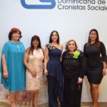 Al centro, Mirna Pimentel junto a las pasadas presidentas Cándida Ortega, Jacqueline Ramos, Claudine Nova y Yenny Polanco