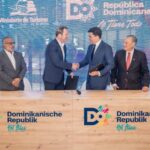 Firma convenio Condor