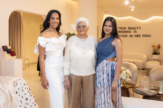 Michelle Reynoso, Beatriz González y Ana Beatriz Pérez